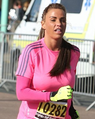 /media/17739/orange lady 2.jpg